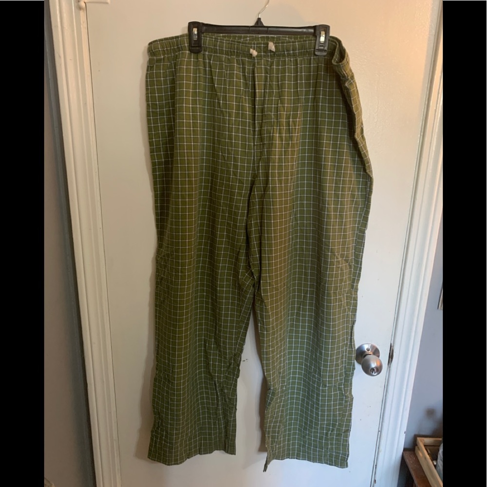 Women’s sleepwear